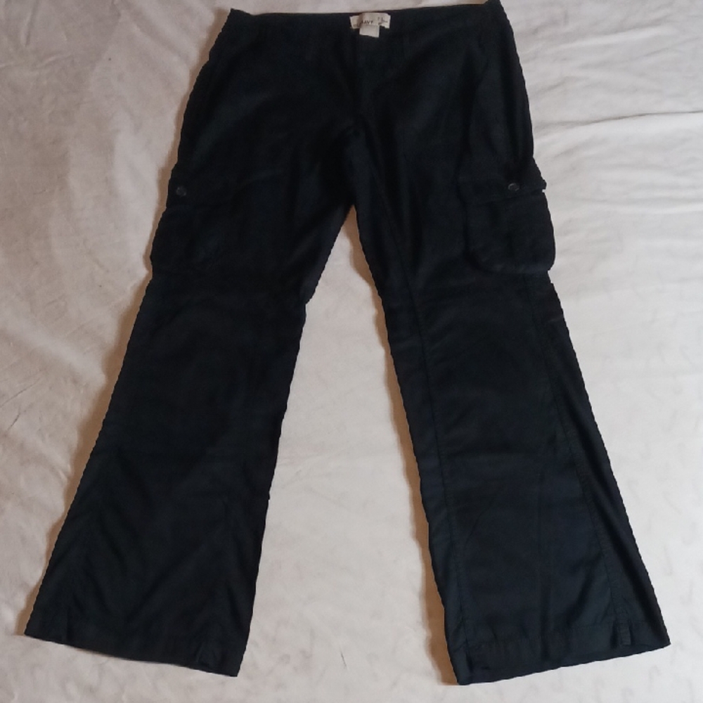 Old Navy Black Flirt Flare Cargo Style Pants Women's Size 8 Y2K